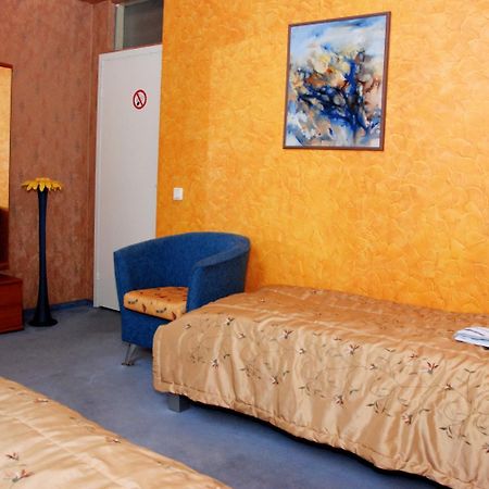 Guest House Lt Каунас Экстерьер фото